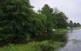 Mieszkańcy gminy Włoszczowa walczą z żywiołem. 78