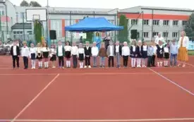 Powitanie nowego roku szkolnego w plac&oacute;wkach oświatowych gminy Włoszczowa. 4