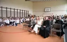 Powitanie nowego roku szkolnego w plac&oacute;wkach oświatowych gminy Włoszczowa. 24