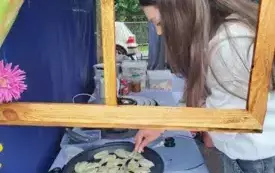 14 września 2025 r. odbyły się dożynki parafialne w Kurzelowie, aby podziękować za tegoroczne plony. 6