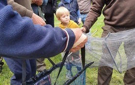 Koło Miejskie Polskiego Związku Wędkarskiego we Włoszczowie w minioną niedzielę zorganizowało zawody dla dzieci na Biadaszku. 6