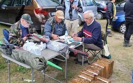 Koło Miejskie Polskiego Związku Wędkarskiego we Włoszczowie w minioną niedzielę zorganizowało zawody dla dzieci na Biadaszku. 21