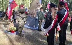 Uroczystość patriotyczna na Pękowcu. 20