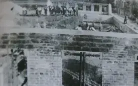 Sztandar to nie tylko tkanina, lecz idea, kt&oacute;ra uczy,  jak w codzienności nie zapominać o wartościach, kt&oacute;re tworzą naszą małą ojczyznę.  2