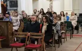 Sztandar to nie tylko tkanina, lecz idea, kt&oacute;ra uczy,  jak w codzienności nie zapominać o wartościach, kt&oacute;re tworzą naszą małą ojczyznę.  26