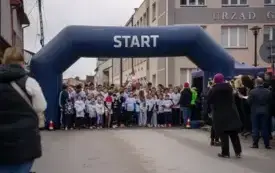 Pięknie jest świętować na sportowo. Tak było 11 listopada 2025 r. we Włoszczowie. 6