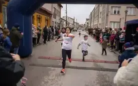 Pięknie jest świętować na sportowo. Tak było 11 listopada 2025 r. we Włoszczowie. 59