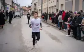 Pięknie jest świętować na sportowo. Tak było 11 listopada 2025 r. we Włoszczowie. 61