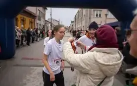 Pięknie jest świętować na sportowo. Tak było 11 listopada 2025 r. we Włoszczowie. 67