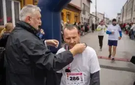 Pięknie jest świętować na sportowo. Tak było 11 listopada 2025 r. we Włoszczowie. 71