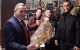 Podopieczni ŚDS odwiedzili wlodarza gminy. 1