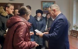 Podopieczni ŚDS odwiedzili wlodarza gminy. 7