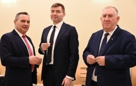 Samorządowcy ze Świętokrzyskiego u biskupa kieleckiego. 13