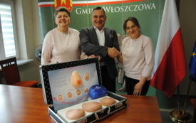 Włoszczowskie Amazonki będą mogły prowadzić akcje edukacyjno-profilaktyczne dzięki modelom podarowanym przez gminę. 4