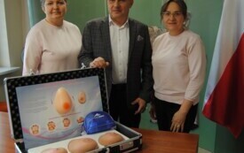 Włoszczowskie Amazonki będą mogły prowadzić akcje edukacyjno-profilaktyczne dzięki modelom podarowanym przez gminę. 5