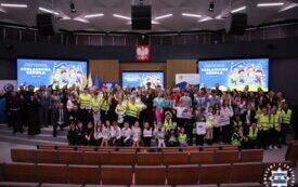  Rozdanie nagr&oacute;d w konkursie &bdquo;Odblaskowa szkoła&rdquo; . 1