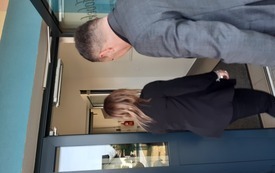 Burmistrz Grzegorz Dziubek odwiedził dzisiaj Samorządowy Żłobek w Łachowie. 13