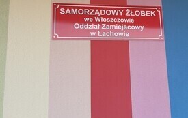 Burmistrz Grzegorz Dziubek odwiedził dzisiaj Samorządowy Żłobek w Łachowie. 17