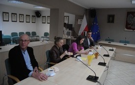 Z okazji święta gospodarzy sołectw burmistrz Grzegorz Dziubek zaprosił sołtys&oacute;w na spotkanie. 4