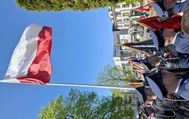 Obchody 3 Maja 2026 we Włoszczowie. 76