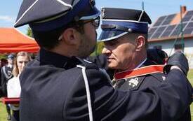 Burmistrz Grzegorz Dziubek odznaczony Złotym Znakiem Związku OSP RP. 6