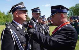 Uroczyste Gminne Obchody Dnia Strażaka w Koniecznie, z przekazaniem samochod&oacute;w ratowniczo-gaśniczego i odznaczeniami dla druh&oacute;w. 81