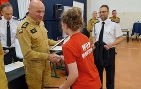 Wojew&oacute;dzki finał og&oacute;lnopolskiego turnieju wiedzy pożarniczej &bdquo;Młodzież zapobiega pożarom&rdquo;. 5