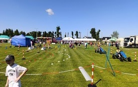 OSiR wraz partnerami po raz kolejny zorganizował Dzień Dziecka i połączył z Dniem Matki.  138