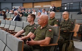 W Świętokrzyskim Urzędzie Wojew&oacute;dzkim odbyła się gra decyzyjna.  1