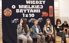 W konkursie udział wzięli uczniowie klas VI&ndash;VIII reprezentujący cztery szkoły. 7
