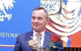 Zasłużeni świętokrzyscy samorządowcy zostali wyr&oacute;żnieni przez wojewodę J&oacute;zefa Bryka. 5