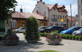 Przybywa rowerzyst&oacute;w na ruchliwej ulicy Partyzant&oacute;w. 2