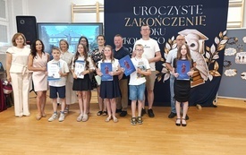 Zakończenie roku szkolnego w plac&oacute;wkach Gminy Wloszczowa. 99
