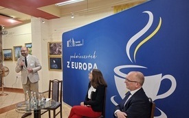 Podwieczorek z Europą&rdquo; &ndash; spotkanie zorganizowane przez Przedstawicielstwo Komisji Europejskiej w Polsce oraz Gminę Włoszczowa. 7