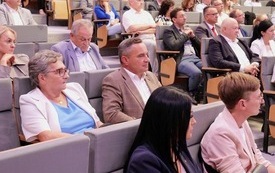 Samorządy i przedsiębiorstwa mogą już ubiegać się o finansowanie inwestycji wzmacniających bezpieczeństwo i odporność państwa w ramach Funduszu Bezpieczeństwa i Obronności. 1