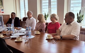 We włoszczowskim magistracie Wiceminister Bożena Żelazowska rozmawiała z pracownikami urzędu i jednostek kultury (10).jpeg