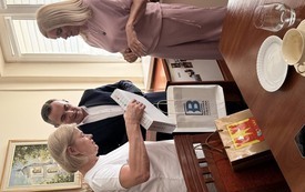 We włoszczowskim magistracie Wiceminister Bożena Żelazowska rozmawiała z pracownikami urzędu i jednostek kultury (7).jpeg