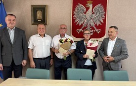 Pani Iwona Boratyn i Pan Zbigniew Kozieł przeszli na zasłużoną emeryturę (2).jpeg