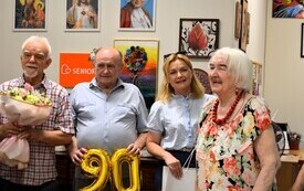 Wyjątkowy jubileusz w Klubie Seniora. 90. urodziny najstarszej seniorki (22)