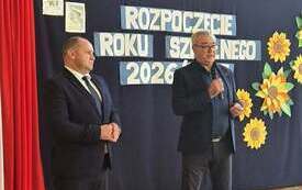 Rozpoczęcie roku w szkole w Kurzelowie1