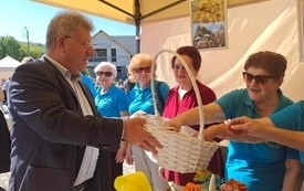 Senioralia w Chęcinach &ndash; nasi Seniorzy aktywnie i z uśmiechem!  1