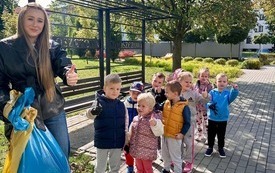 Sprzątanie Świata w Przedszkolu Samorządowym nr 2 3