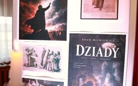 Narodowe Czytanie &bdquo;Dziad&oacute;w&rdquo; w Kurzelowie 1