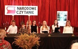 Narodowe Czytanie &bdquo;Dziad&oacute;w&rdquo; w Kurzelowie 12