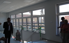 Na Pocztowej seniorzy będą spotykać się raz w tygodniu, w poniedziałki.  Muszą zadbać o świetlicę, gdzie mają aneks kuchenny, salę spotkań i łazienki. 24