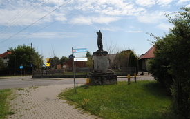 Do listopada zakończy się remont figury św. Floriana na skrzyżowaniu ulic R&oacute;żanej i Kusocińskiego we Włoszczowie. 9