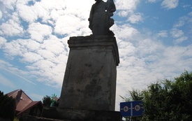 Do listopada zakończy się remont figury św. Floriana na skrzyżowaniu ulic R&oacute;żanej i Kusocińskiego we Włoszczowie. 14