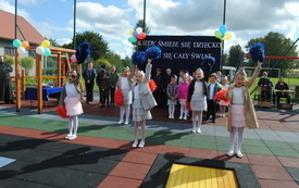 Otwarcie placu zabaw w Koniecznie. 9