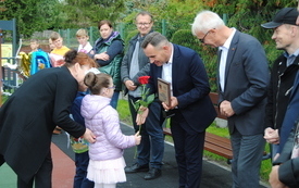 Otwarcie placu zabaw w Koniecznie. 48