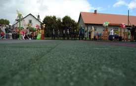 Otwarcie placu zabaw w Koniecznie. 54